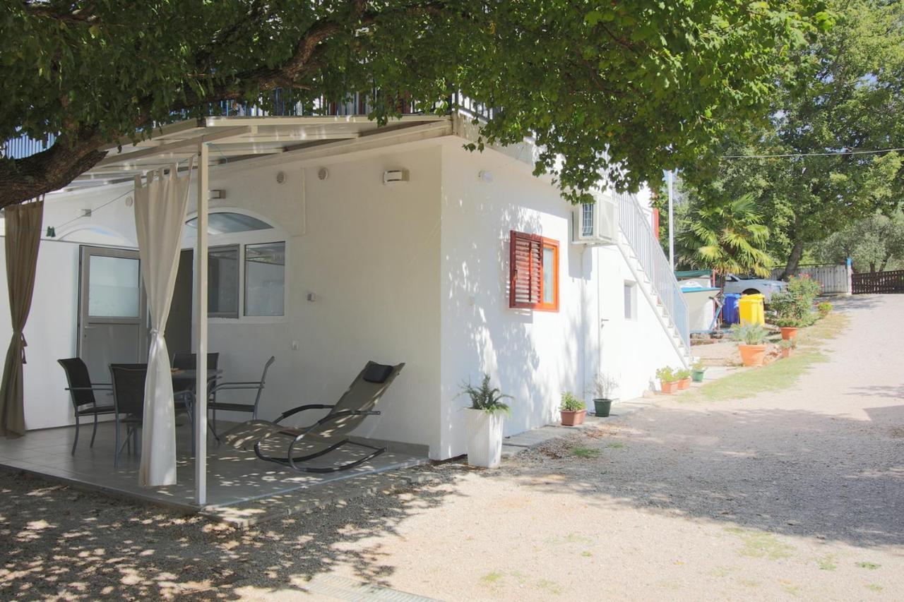 Apartmani Niessner Malinska Luaran gambar
