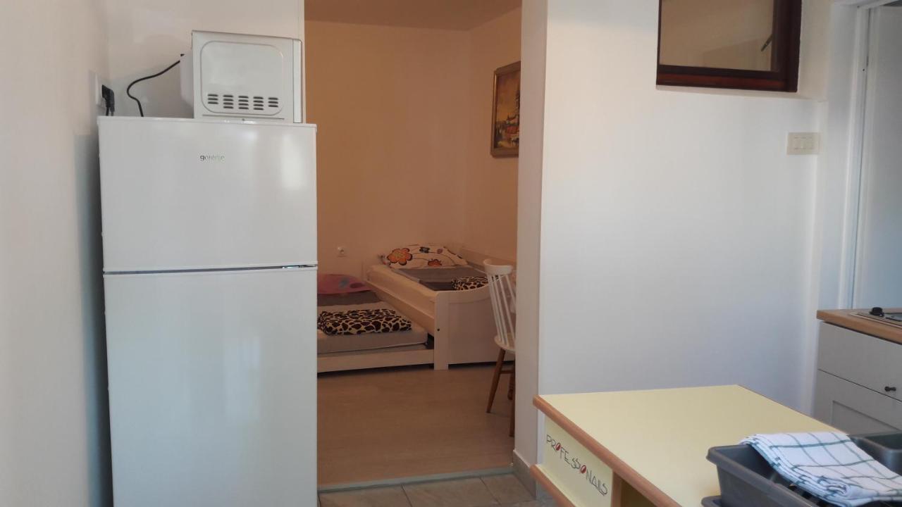 Apartmani Niessner Malinska Luaran gambar