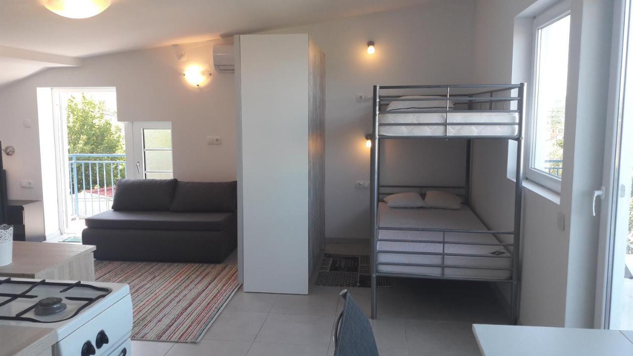Apartmani Niessner Malinska Luaran gambar